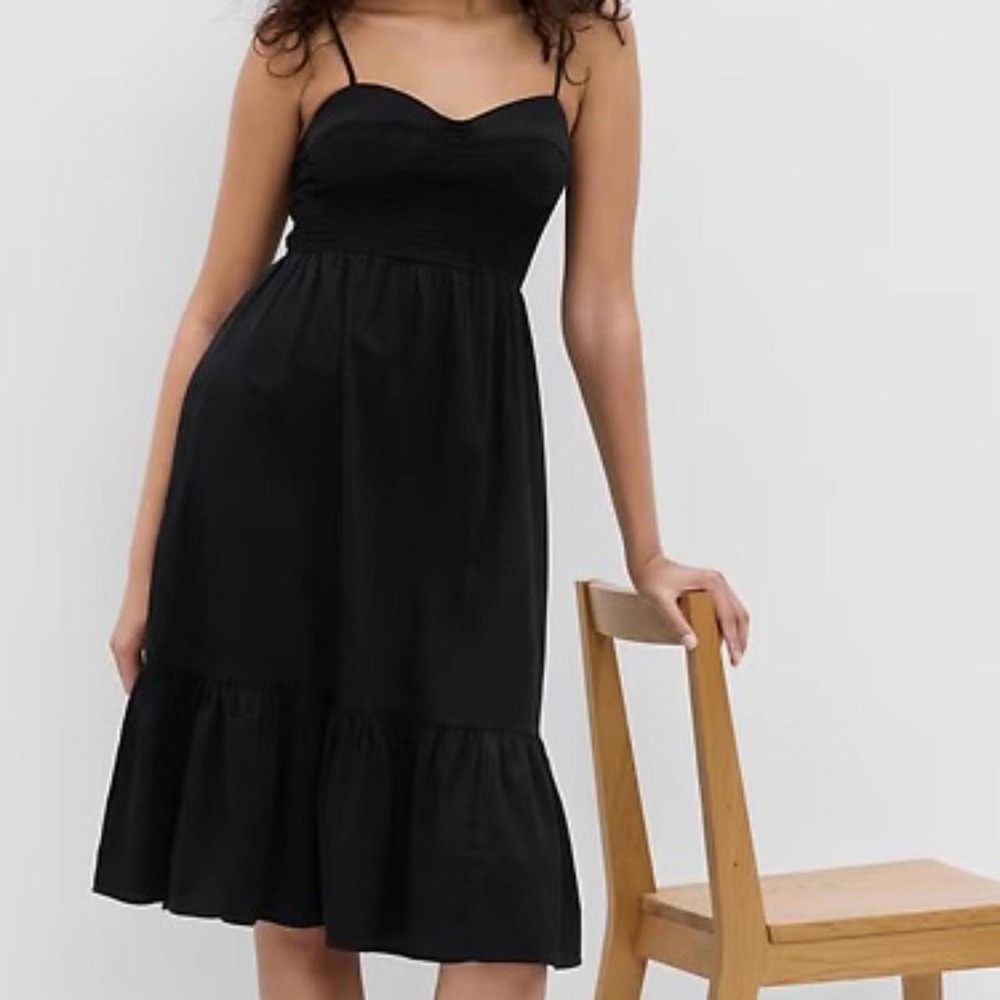Gap Black Smocked Bodice‎ Tiered Hem Maxi Dress Spaghetti Straps Women's Size S
